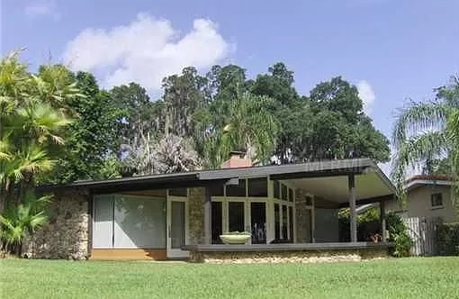 TNAR 2022: Before Photo of Lakeshore Drive Mid-Century Modern Home