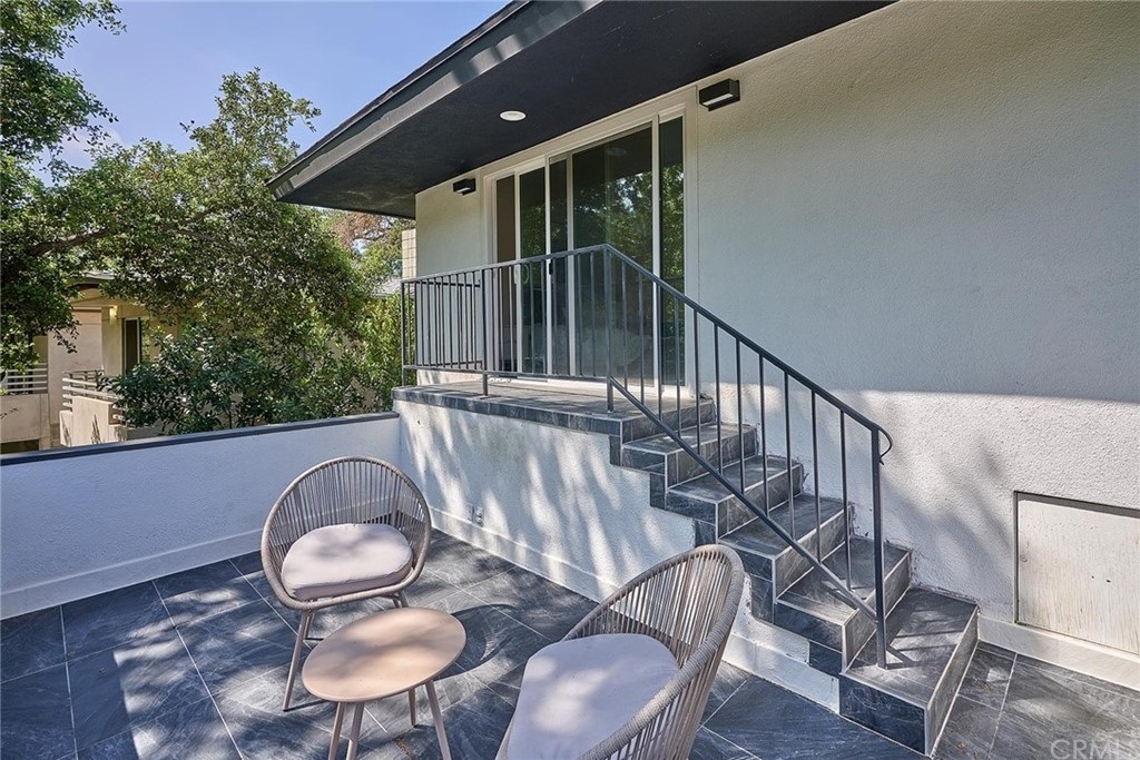 2833 E Chevy Chase Dr Glendale CA MLS Listing Photo Master Suite Balcony April 2022