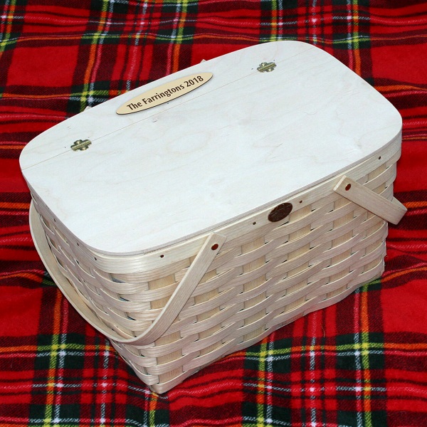 Peterboro Traditional White Picnic Basket with Engraved Plaque
