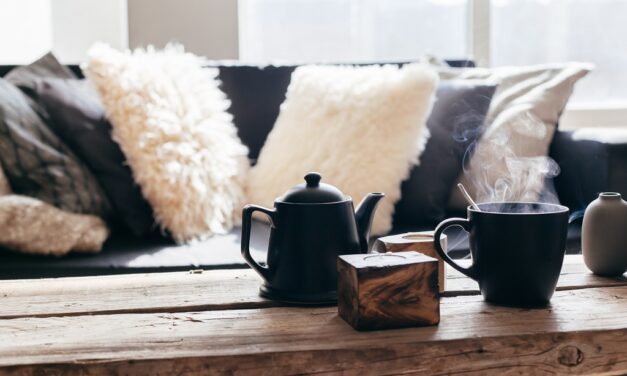 5 Effective Ways to Stage Your Home for Winter