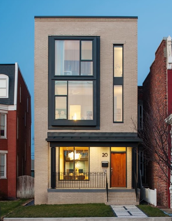 20 West Leigh Street, Richmond, Virginia, Rowhouse with accented windows, by SMBW Architecture
