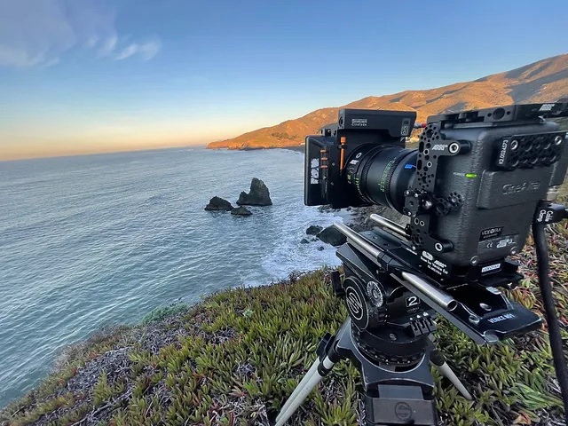 LiquidView hi-res video camera recording 24-hour scenes of nature