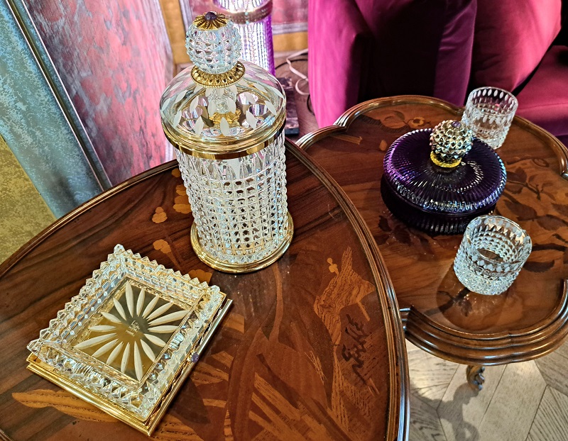 HF Home Jewels crystal accessories featured in the dining room of the 2024 Pasadena Showcase House. Room designed by B. David Levine