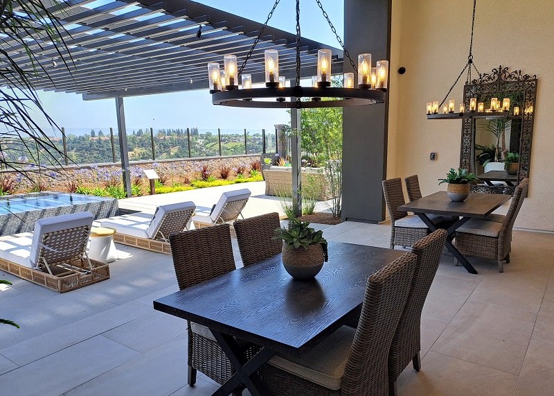 Luxury patio dining area