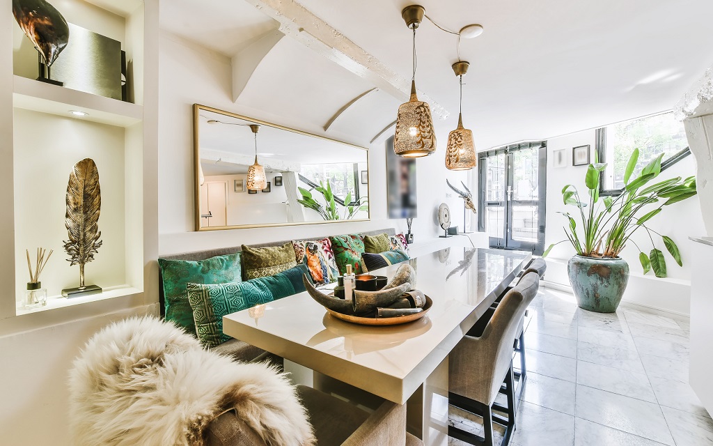 How to Make Your Dining Room Warm and Inviting