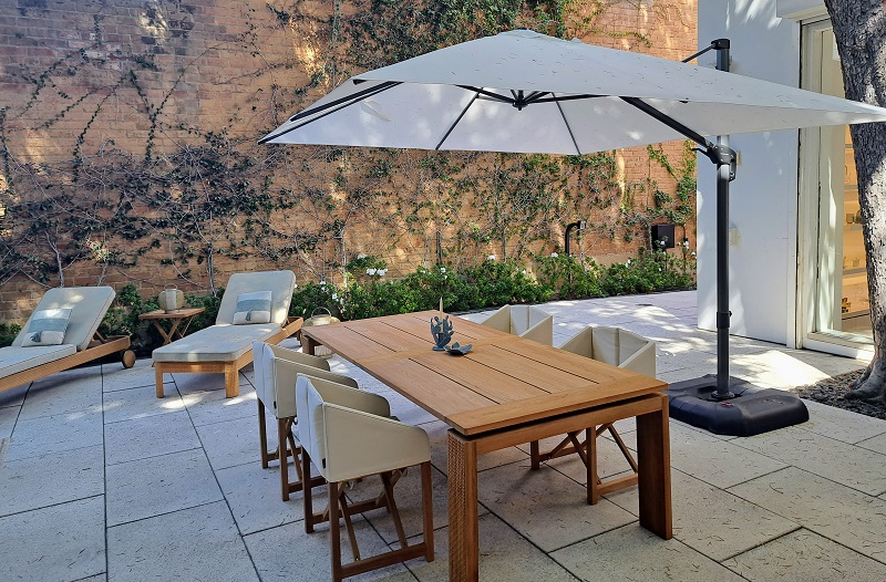 Elegant private outdoor dining area