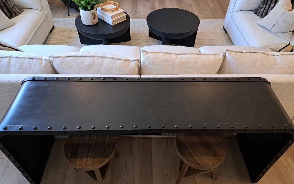 4 Attractive Traits Fueling The Popularity of Custom Metal Furniture