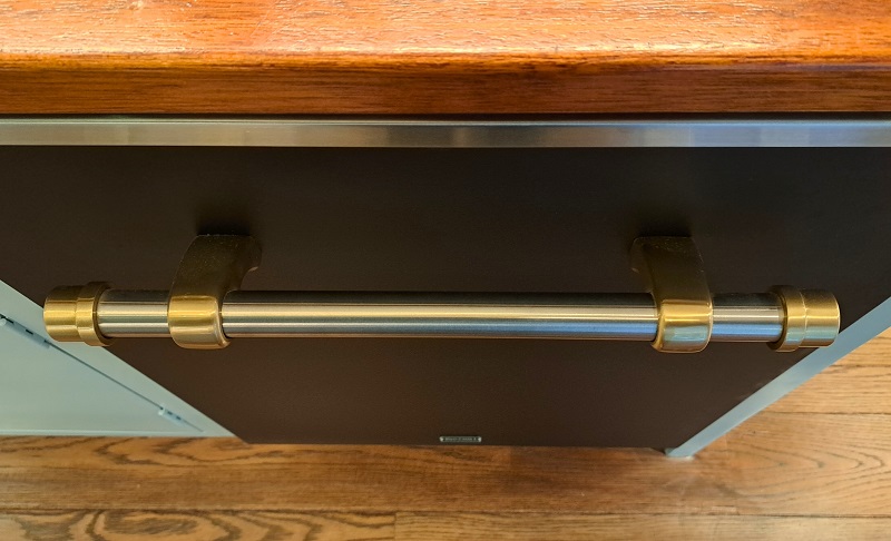 A high-end brushed nickel kitchen hardware handle
