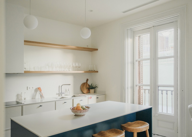 Small, bright, pristine kitchen 