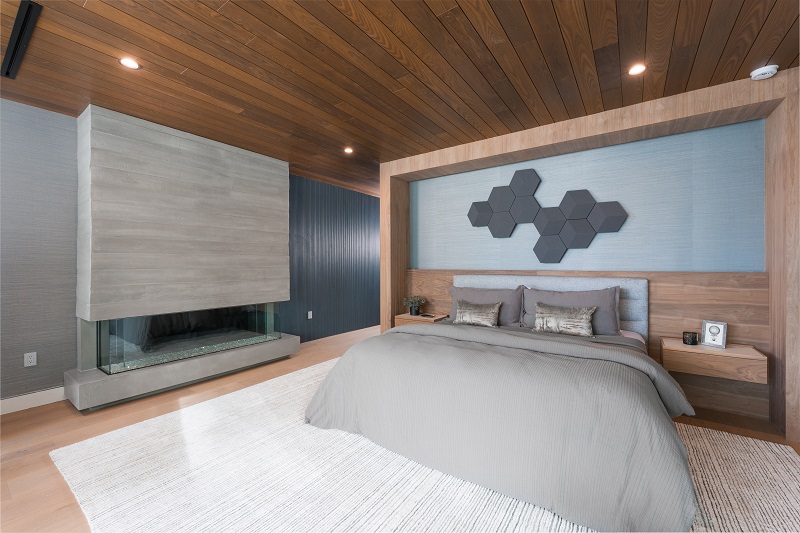 TNAH 2026 Primary bedroom. Photo by Ian Roth Studios