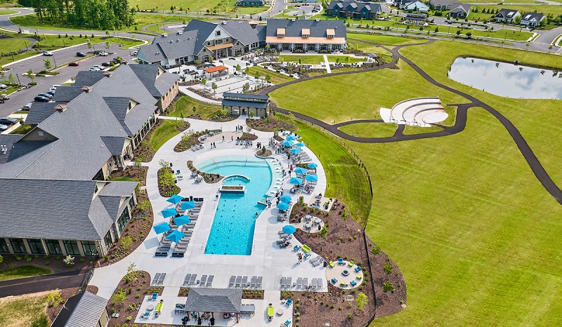 Aerial view of Amblebrook at Gettysburg's expansive community center campus