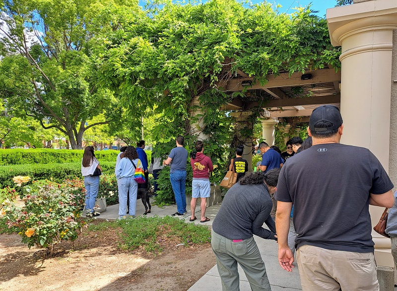 Long line at a popular Southern California Repair Café